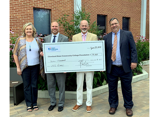 (Pictured left to right) Cindy Dawson, Director of Annual Giving and Alumni Relations, Bill Martin, Market President for First Horizon, Bill Seymour, CSCC President, John Squires, Executive Director of Institutional Research and Effectiveness and Executive Director for Advancement and Planning.